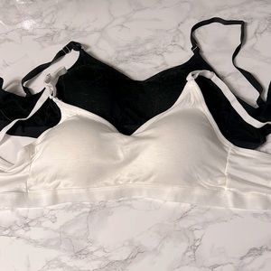 Never Used set of 2 Bras without wire